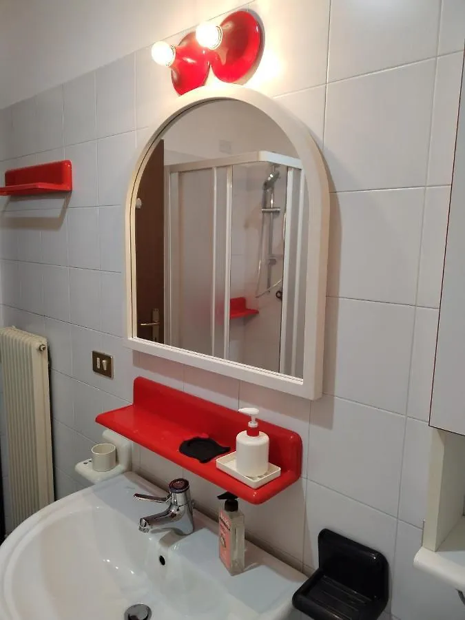 Il Vicolo_Carinissimo Appartamento In Centro Storico, Zona Giorno Mansardata Belluno 0*,